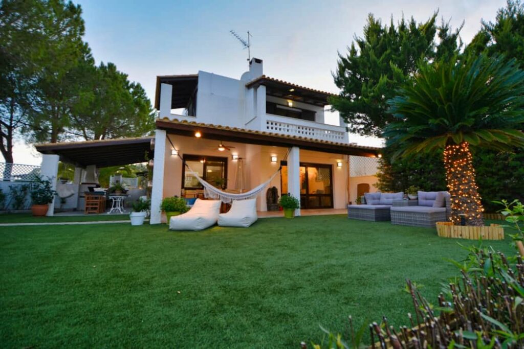 Villa for sale in Porto Hydra, the Dock Villa, Villasonboard