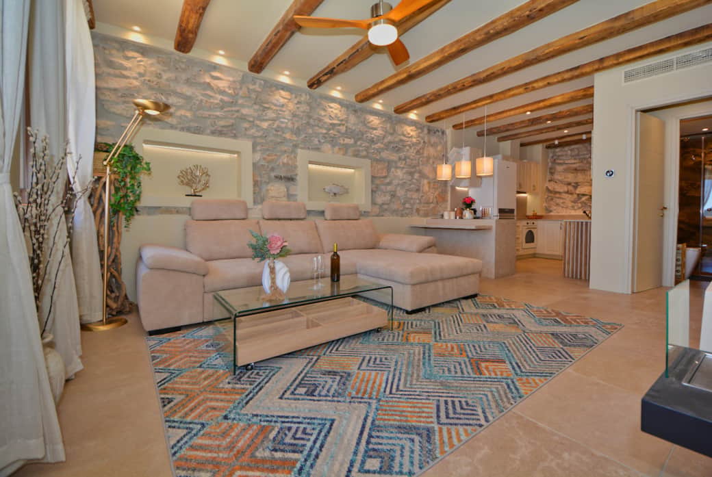 ROCK - LIVING ROOM AND KITCHEN