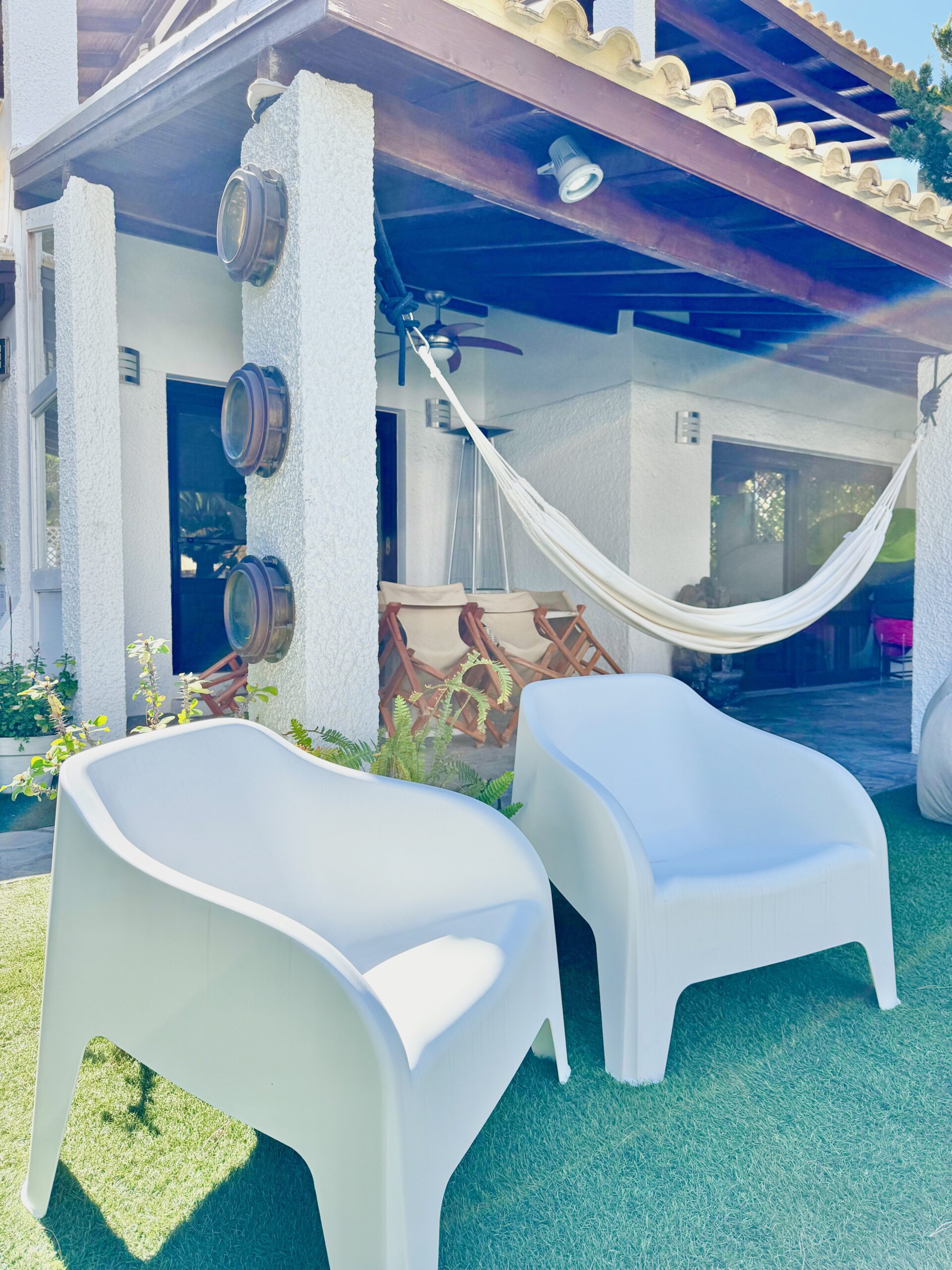 DOCK VILLA - RELAXING CHAIRS