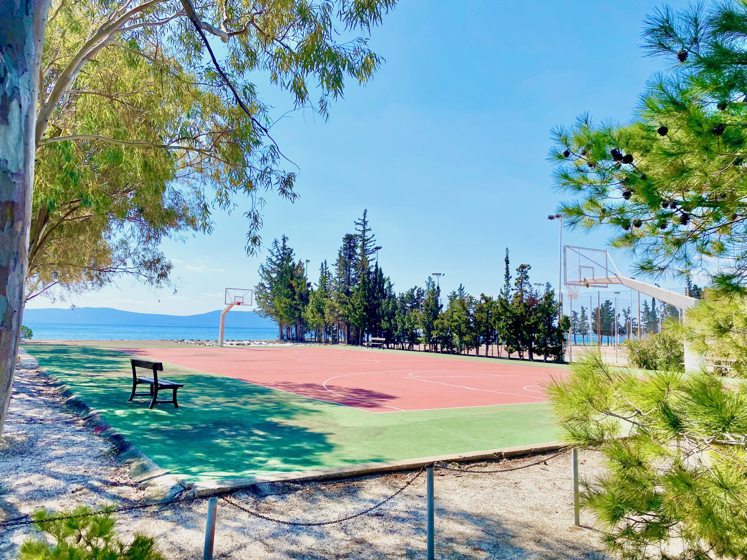 PORTO HYDRA - BASKETBALL COURT